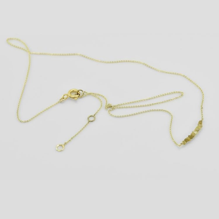 Goldener Choker mit ungeschliffenen gelben Diamanten Inaku 38645