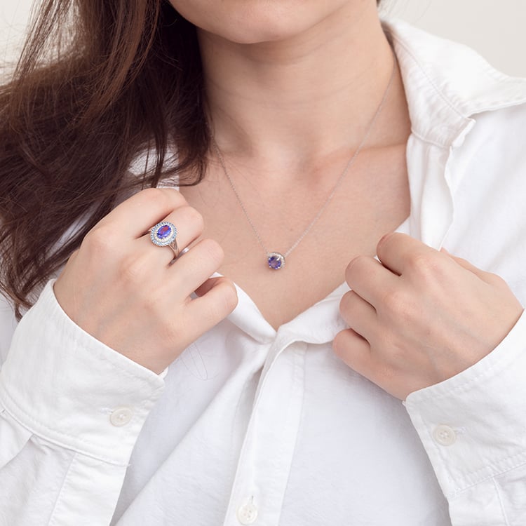 Tansanit Halskette mit Diamanten Naara 129219