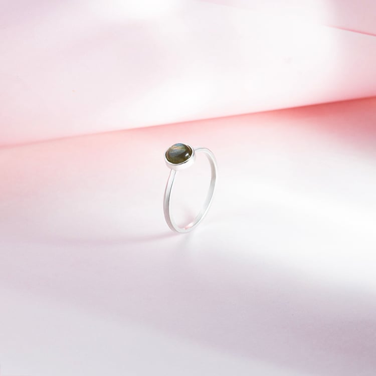 Goldener minimalistischer Ring mit Labradorit Stowy 150325