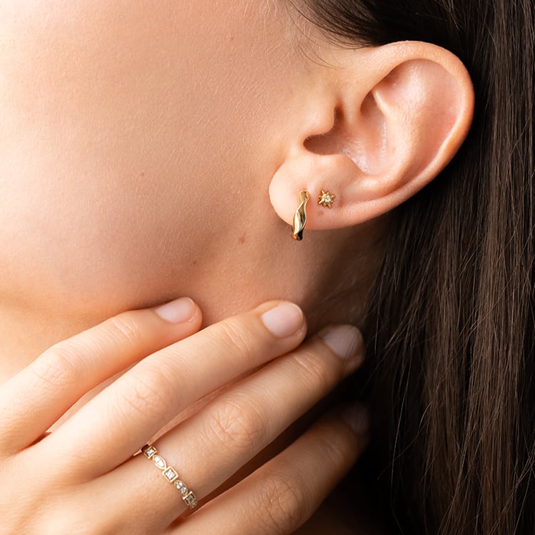 Set aus vergoldeten Ohrringen mit Zirkonia 128370