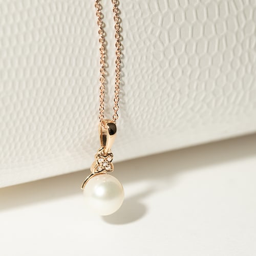 Anhänger mit Perle und Diamanten Camillei