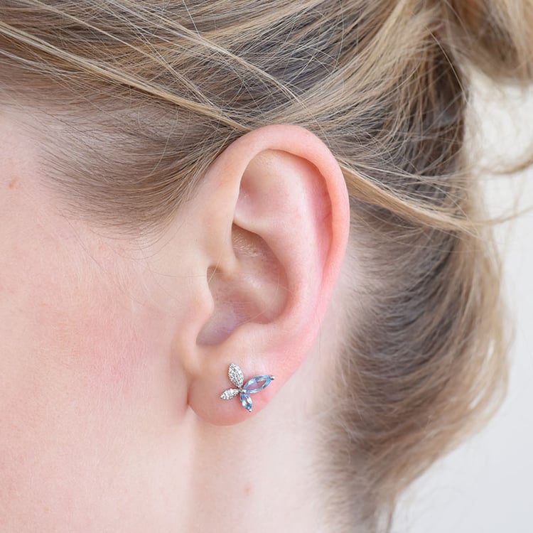 Zarte Ohrringe mit Topasen und Diamanten Vitold 86926