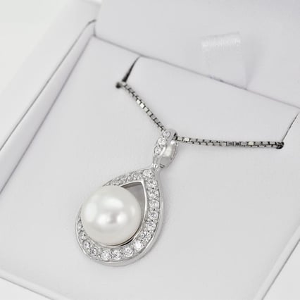 Silberanhänger mit Perle und Zirkonia Anda