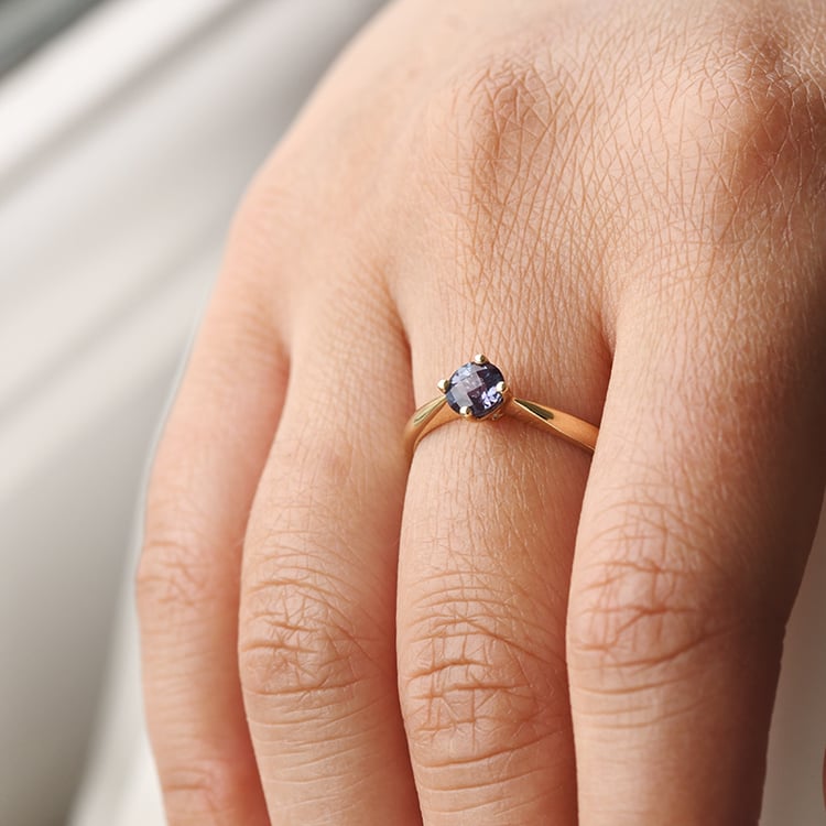 Solitär-Ring mit Alexandrit Mahiya 122818