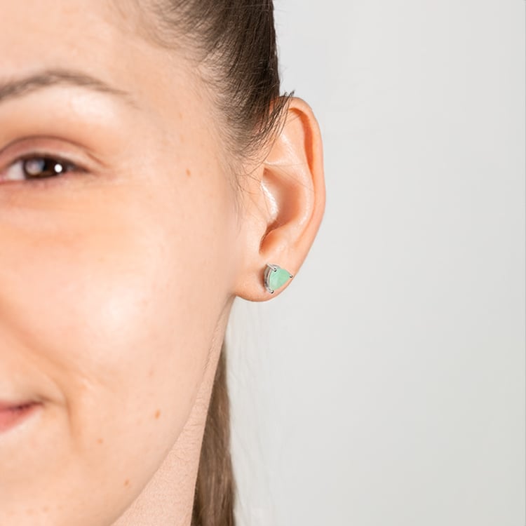 Zarte Ohrringe aus Silber mit Smaragden Nellie 151527