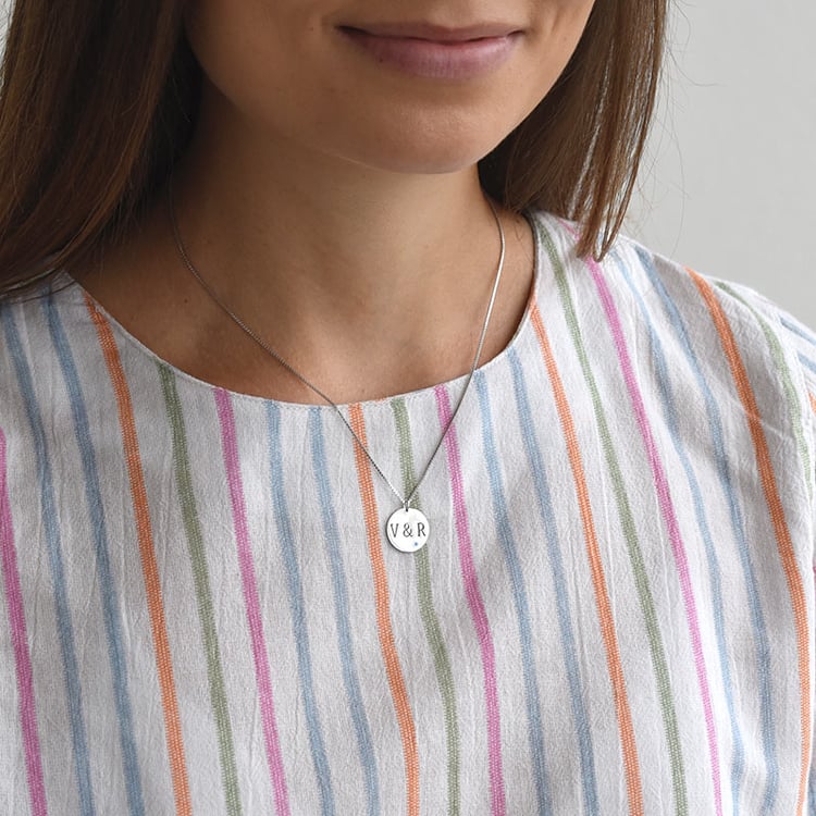 Goldener Anhänger mit Diamant 67556