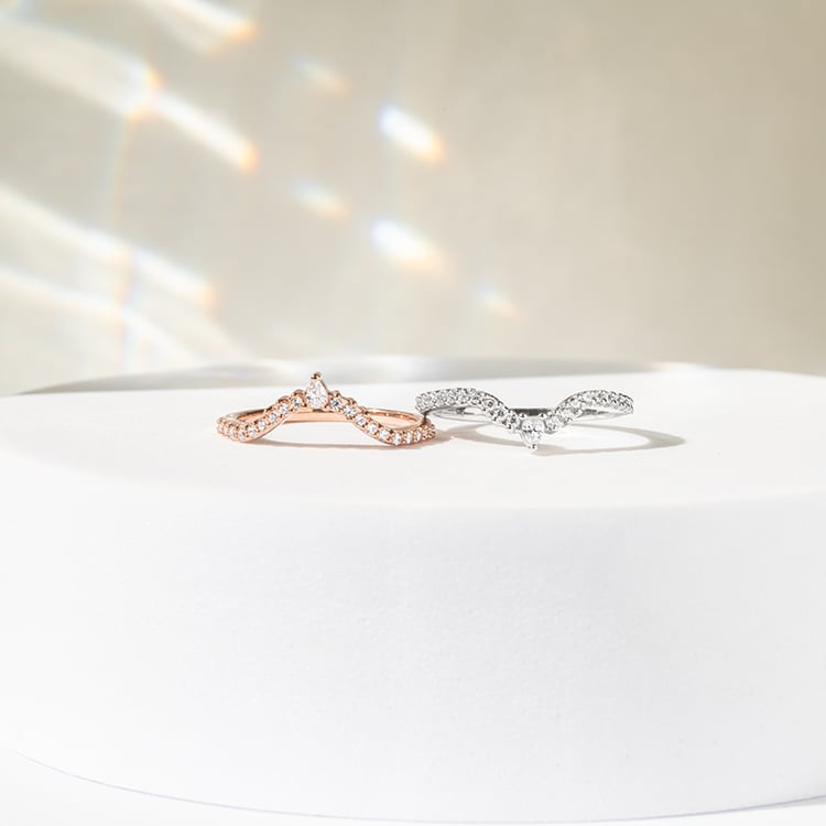 Eternityring in V-Form mit Lab Grown Diamanten Phineas 141475