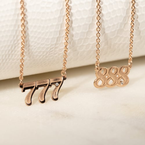 Silberne Halskette mit Diamant Engelszahlen