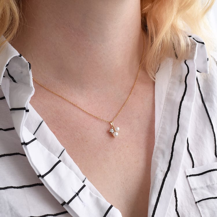 Goldener Perlenanhänger mit Sternen voller Diamanten Steffie 87422