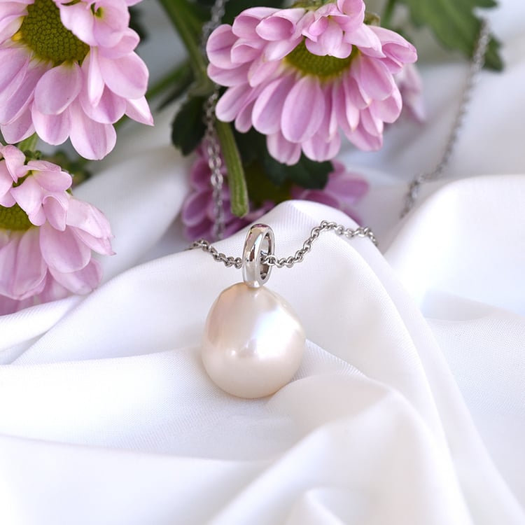 Silberner Anhänger mit Perle Nitin 83589