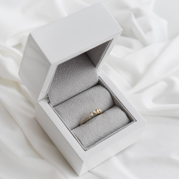 Goldring mit Diamanten 91054