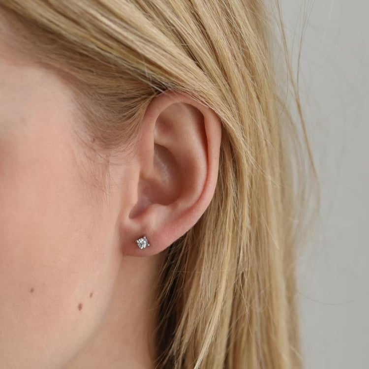 Ohrringe mit Lab Grown Diamanten und Auswahl des Karatgewichts Ammanda 75635