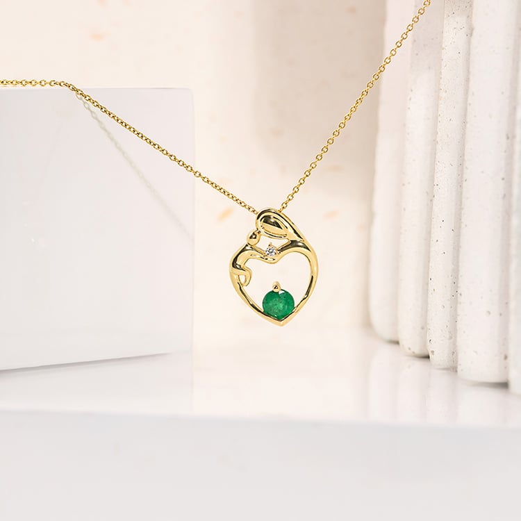 Silberner Anhänger Mutter und Kind mit Smaragd und Diamant Ella 153118