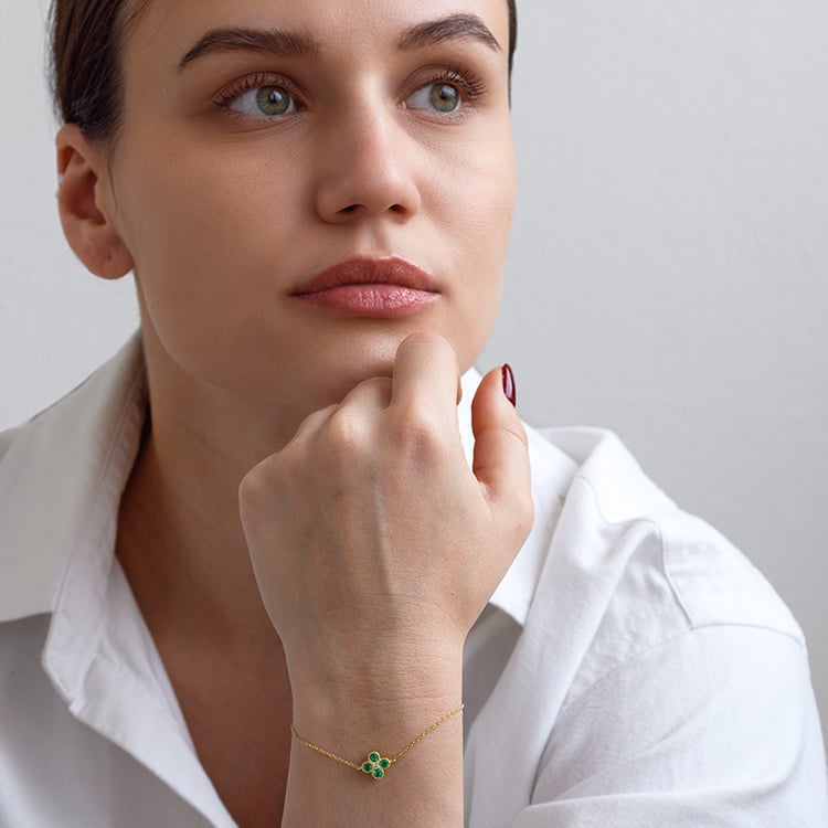 Set aus Smaragdschmuck mit Diamanten Midora 147030