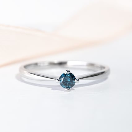 Verlobungsring mit blauem Diamant Sevati