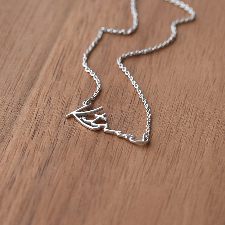 Goldene Namenskette mit Gravur Ihrer Wahl und Diamant Dovev 70863