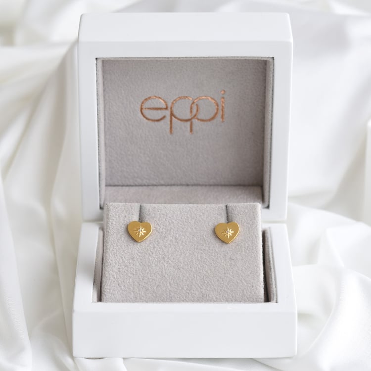 Kollektion von Schmuck in Herzform aus Gold mit Diamanten Esmail 81582