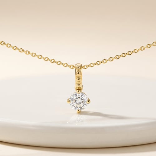 Romantischer Anhänger mit Lab Grown Diamant Nancy