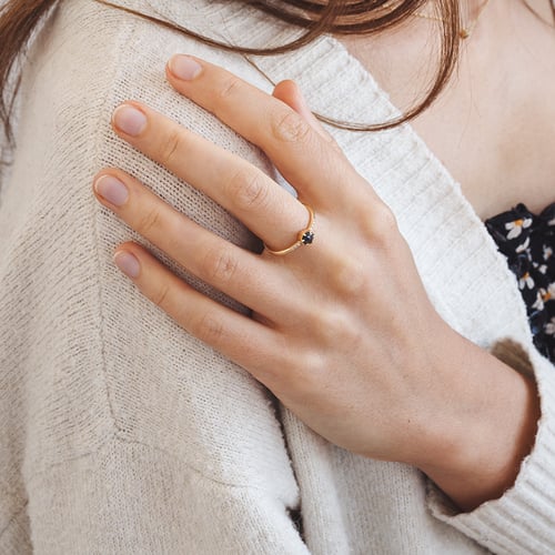Ring aus Gold mit einzigartigem Salt and Pepper Diamanten Zamiel