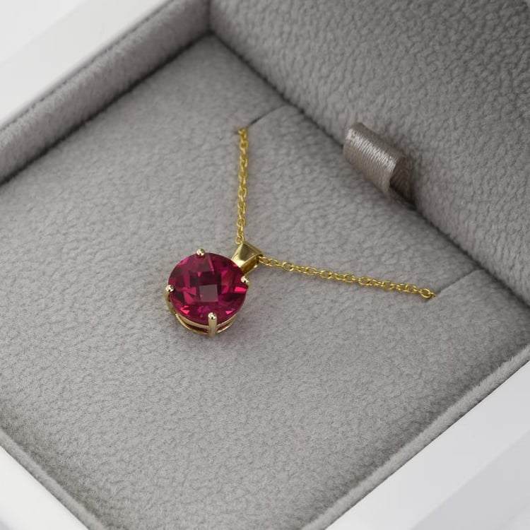 Rubin Anhänger Gold in Eppi-Geschenkbox 47878