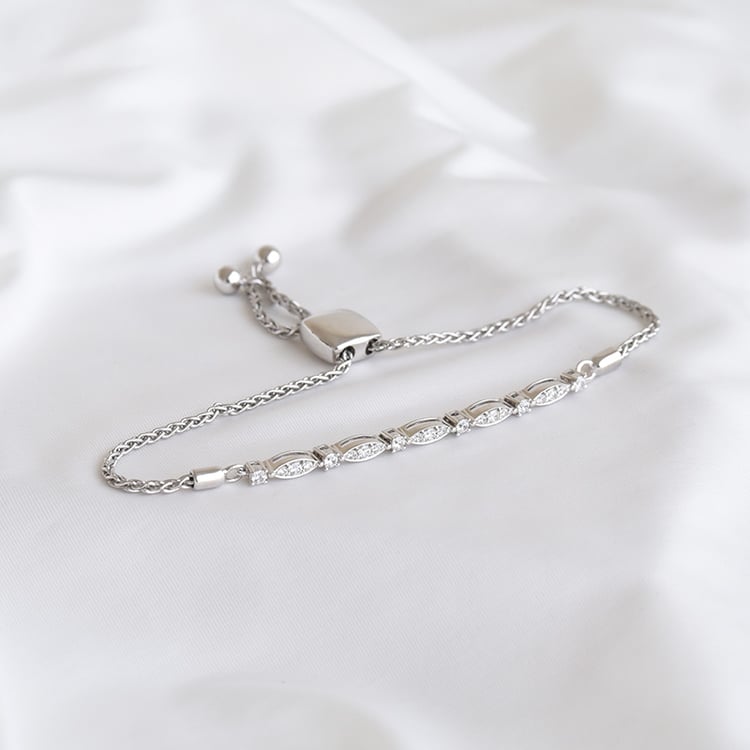 Zartes Armband mit Lab Grown Diamanten Magdalini 114602