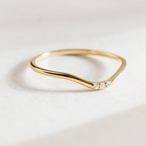 Silberring in V-Form mit drei Diamanten Cason