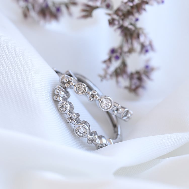 Elegante Creolen mit Diamanten Kitto 80638