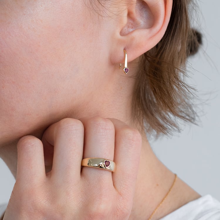 Hängeohrringe mit Rubinherzen Levy 124540