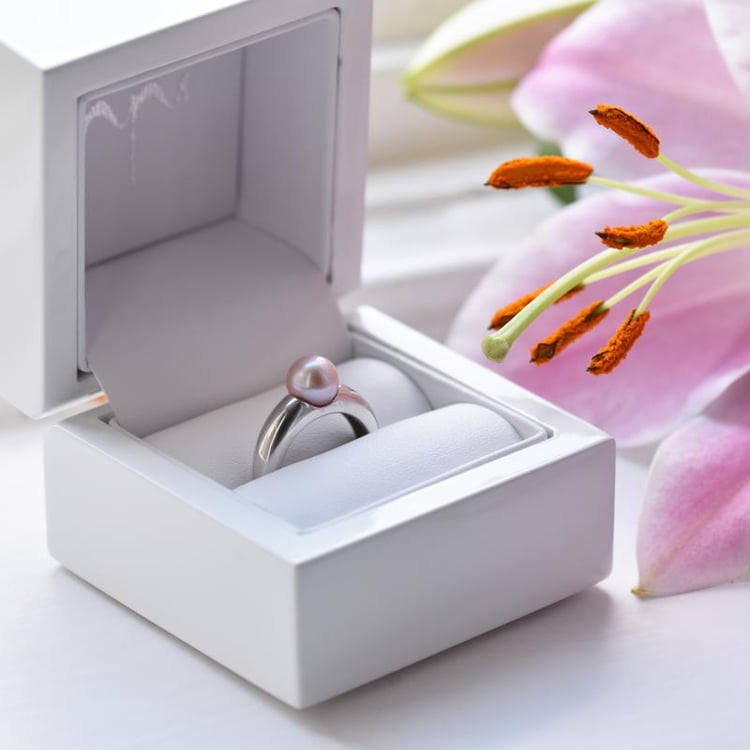 Gold Perlenring in Eppi-Geschenkbox 12338