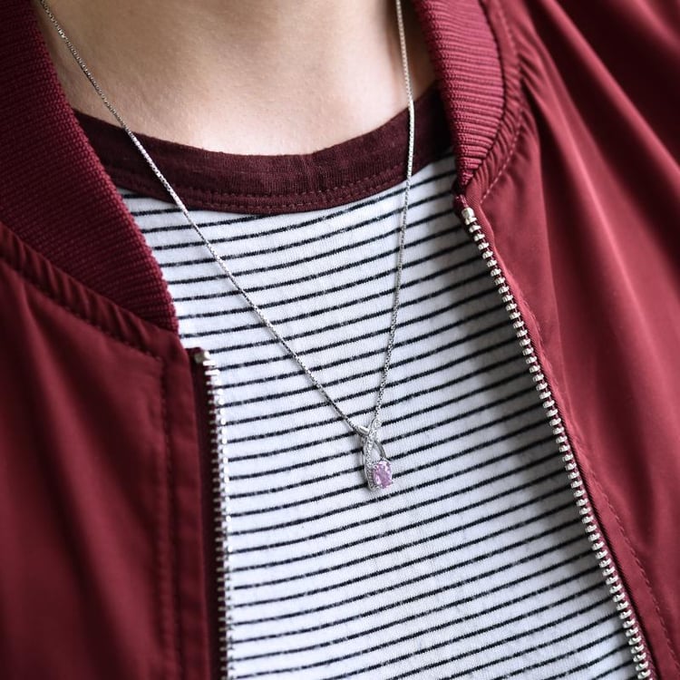 Halskette mit Saphir 39848