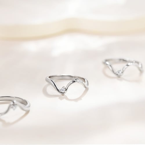 Ring in Wellenform mit Lab Grown Diamanten Lydie