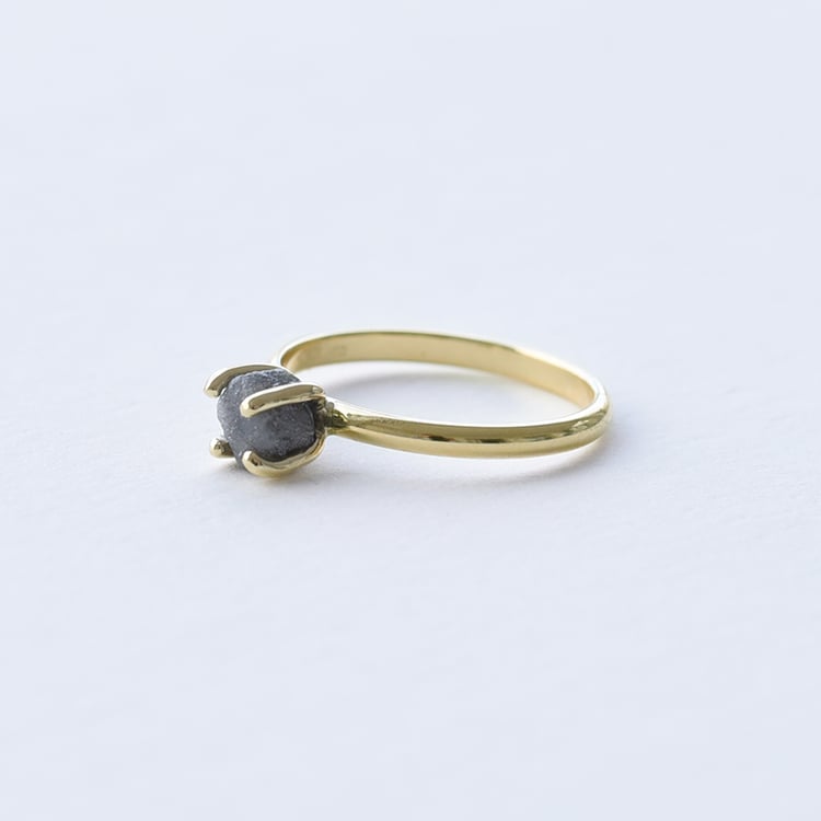 Goldener Ring mit Rohdiamant in dunkelgrau Nemy 74371