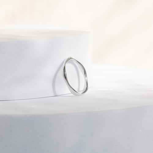 Silberner gewellter Ring Jax