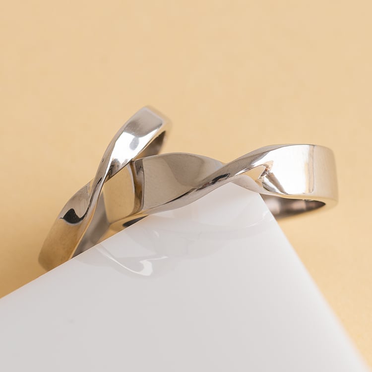 Elegante Eheringe aus Gold Modeste 131810