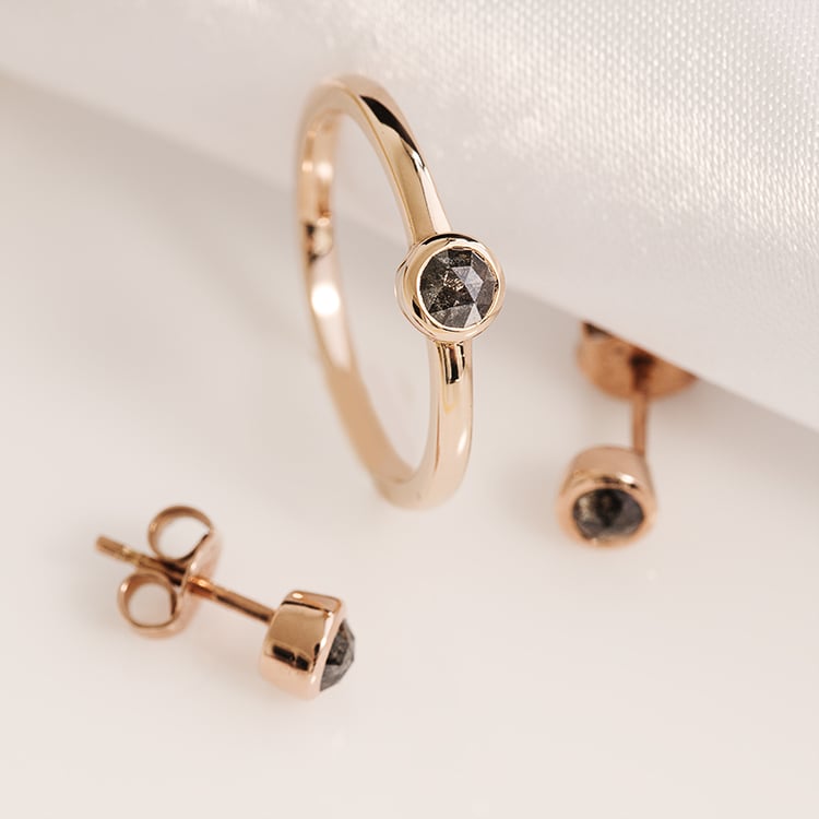 Goldring mit Salt and Pepper Diamant Emilien 122881