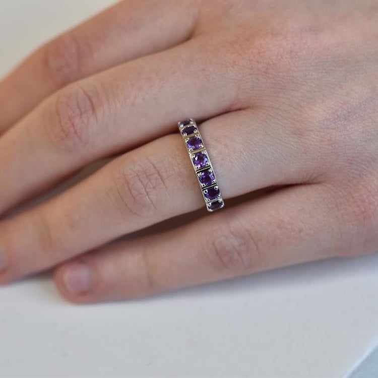 Ring mit Amethysten 26852