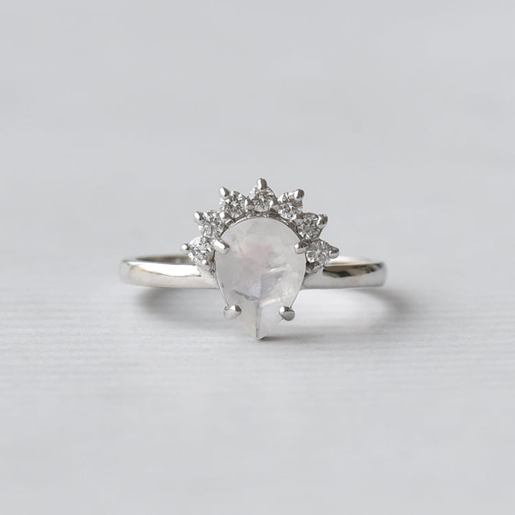 Verlobungsring mit Mondstein und Diamanten Namir 71495