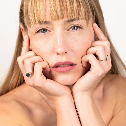 Eleganter Ring mit Moosachat und Moissaniten Melia