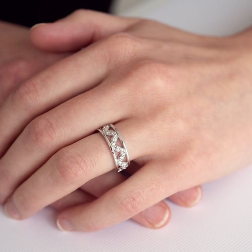 Atypischer Eternity-Ring mit Lab Grown Diamanten Borys