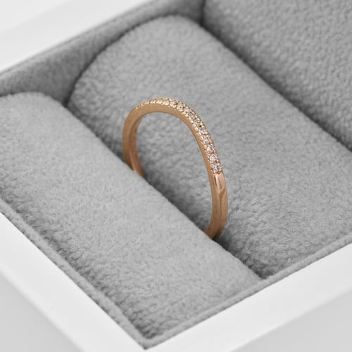 Memoire Ring in V- Form mit Diamanten Celiena