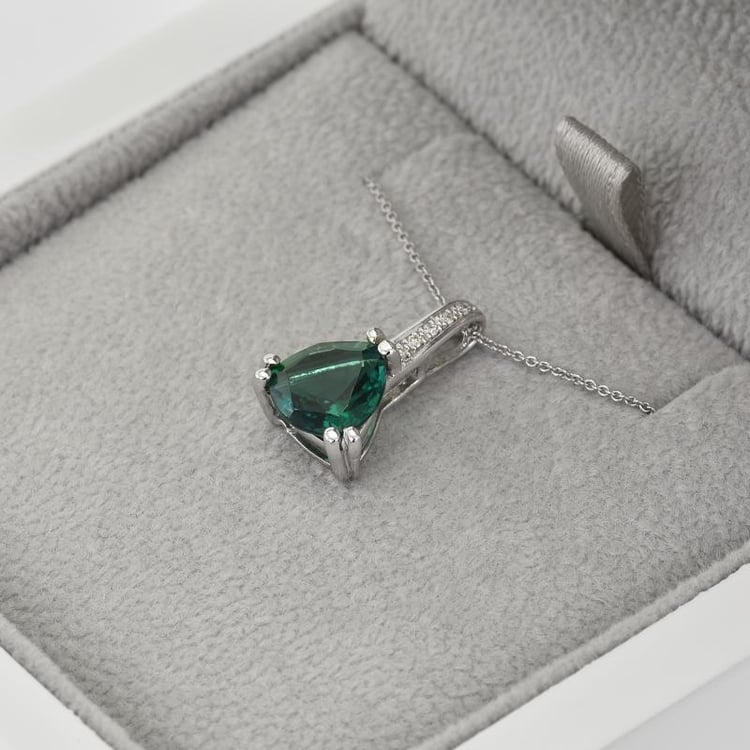 Smaragdanhänger 38167