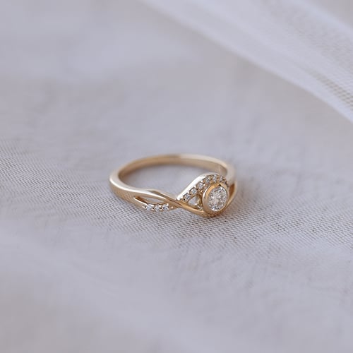 Verlobungsring mit Diamanten Milia