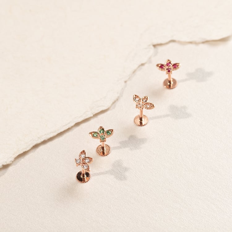 Goldener Piercing Ohrstecker mit Smaragden Amina 138292