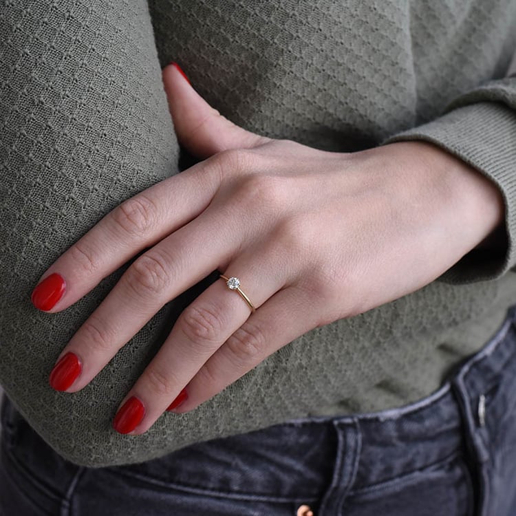 Verlobungsring mit 0.30ct syntetischem IGI zertifiziertem Diamant Sarnai 89928