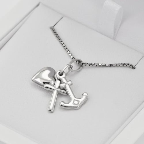 Silberner Anhänger mit dem Symbol des Glaubens, der Liebe und der Hoffnung Pjudu