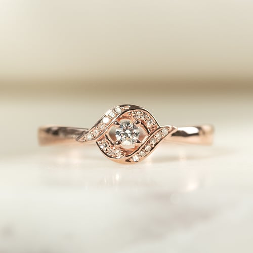Ring mit Lab Grown Diamanten Nurisa
