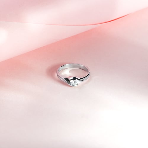 Verlobunsring mit Moissanit Aliena