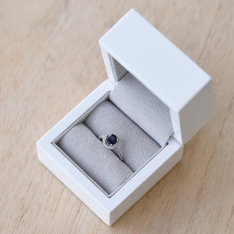 Saphir-Ring aus 585 Gold mit Topasen Maala 62145