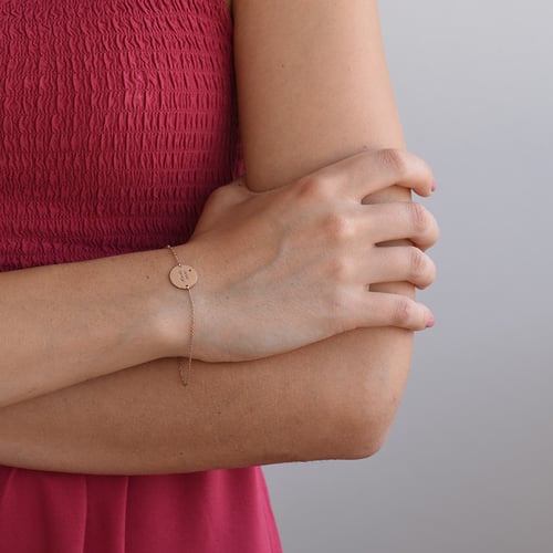 Goldenes Armband mit schwatzen Diamant Shalek