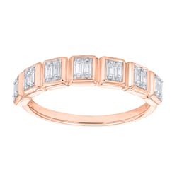 Half-Eternity-Ring aus Gold mit Lab Grown Baguette-Diamanten Faheem